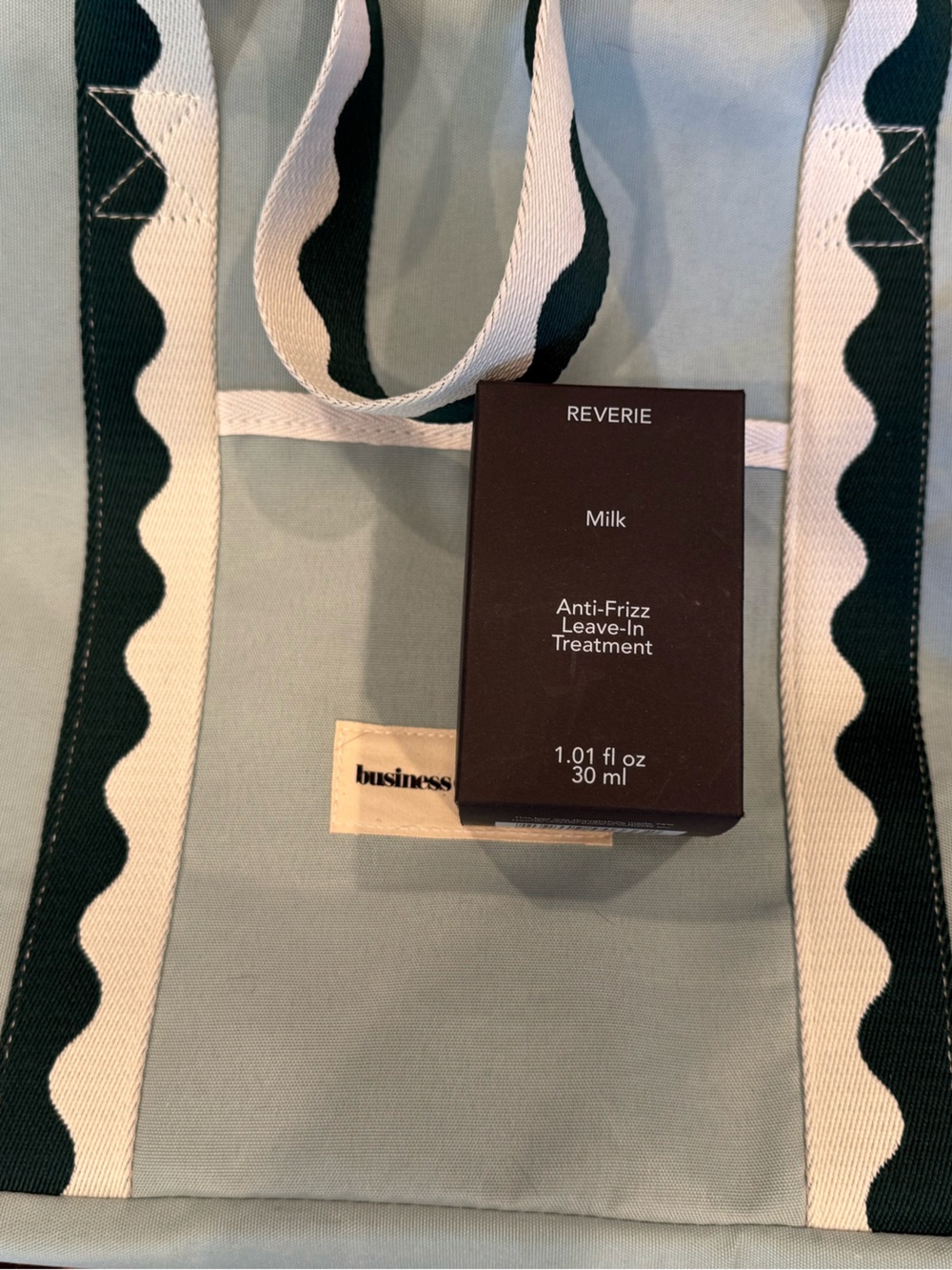 NWT Reverie Milk Anti-Frizz LeaveIn Treatment 1.01 oz & business & pleasure tote